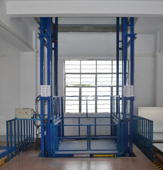 成都升降機(jī)選購注意事項